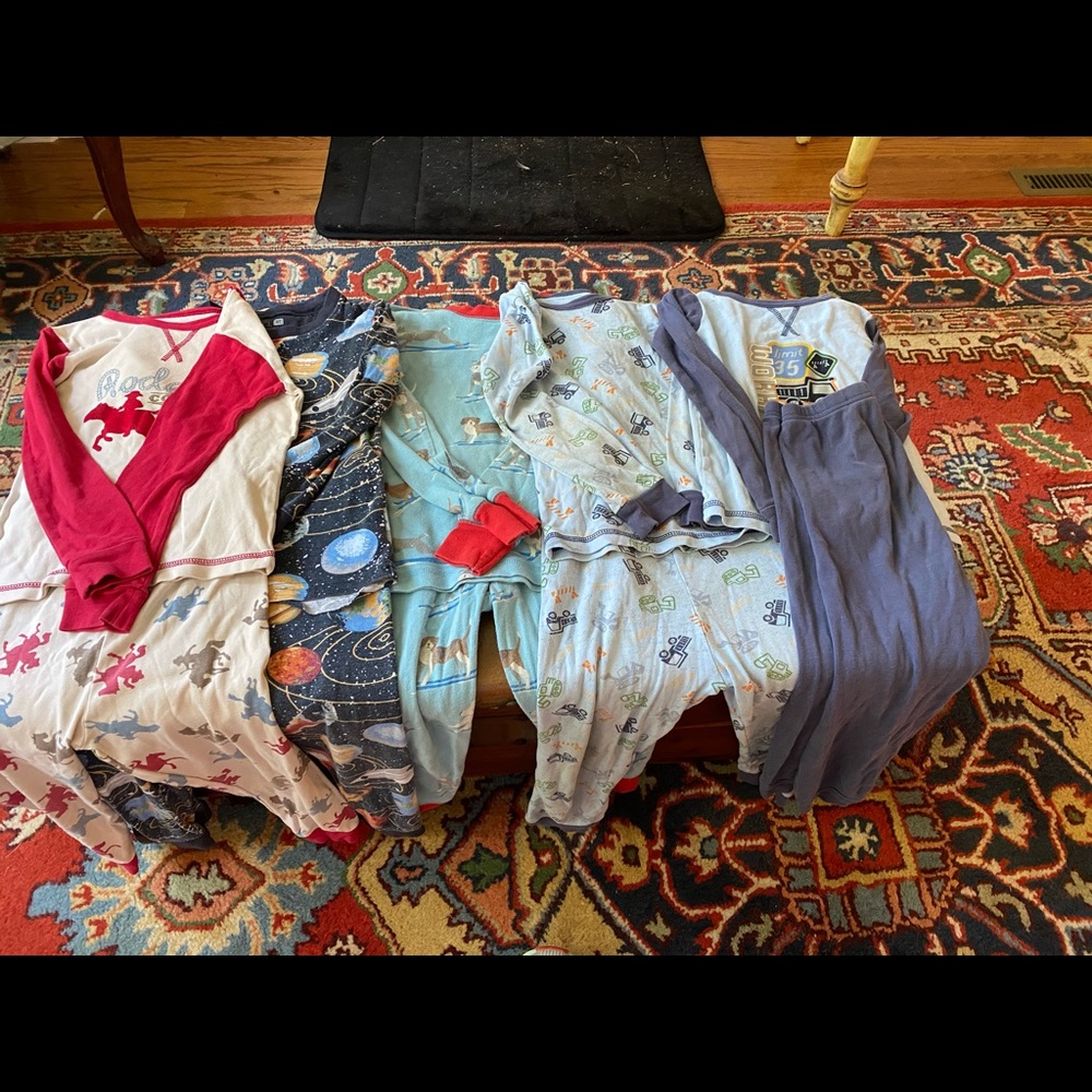 5 4T pajama sets